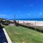 Apartamento em Condomínio Resort vizinho ao Beach Park