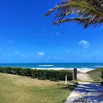 Apartamento em Condomínio Resort vizinho ao Beach Park