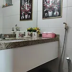 Em Vizinho Ao Park Apartamento